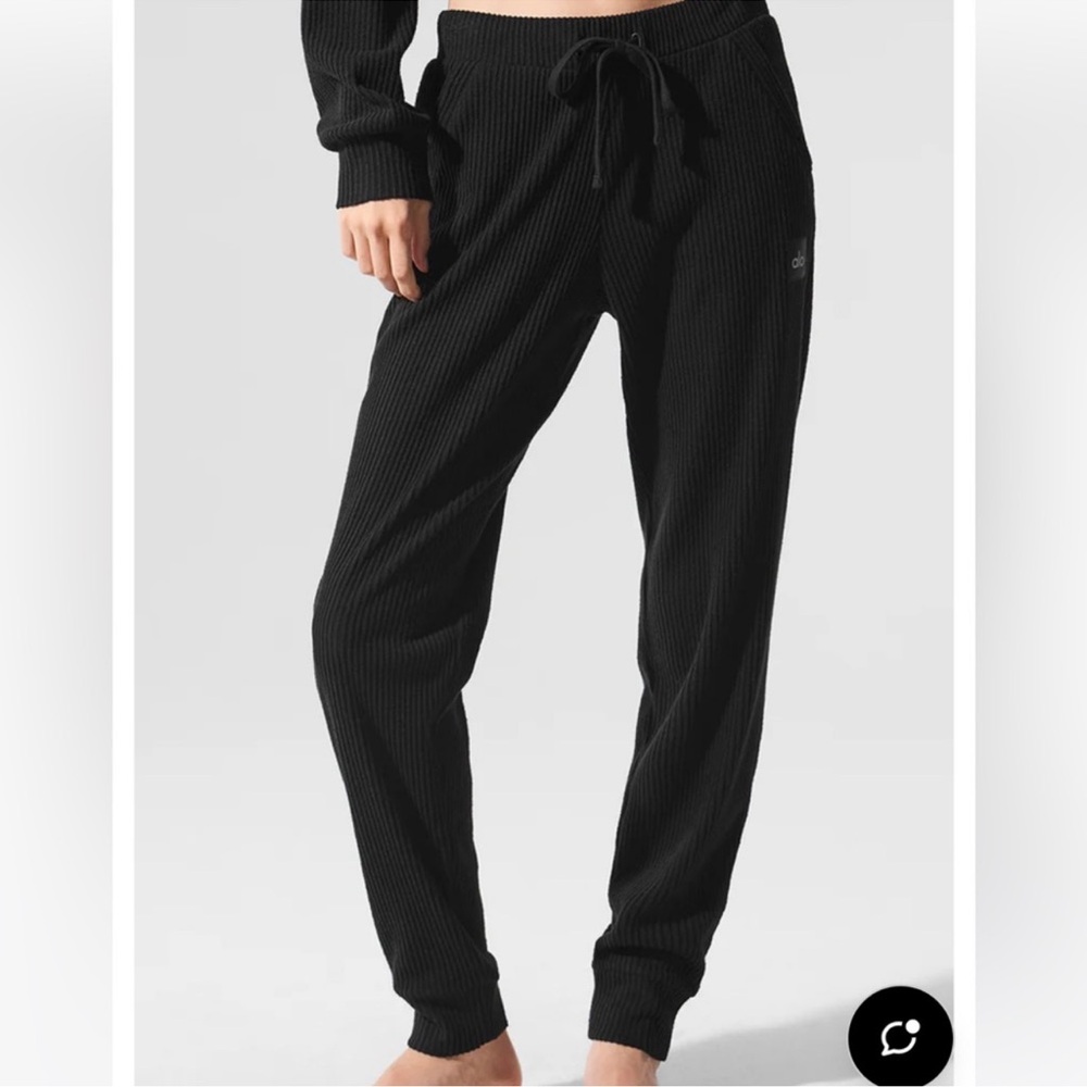 ALO YOGA Muse Ribbed HR Sweatpants Black Sz S - Picture 8 of 8